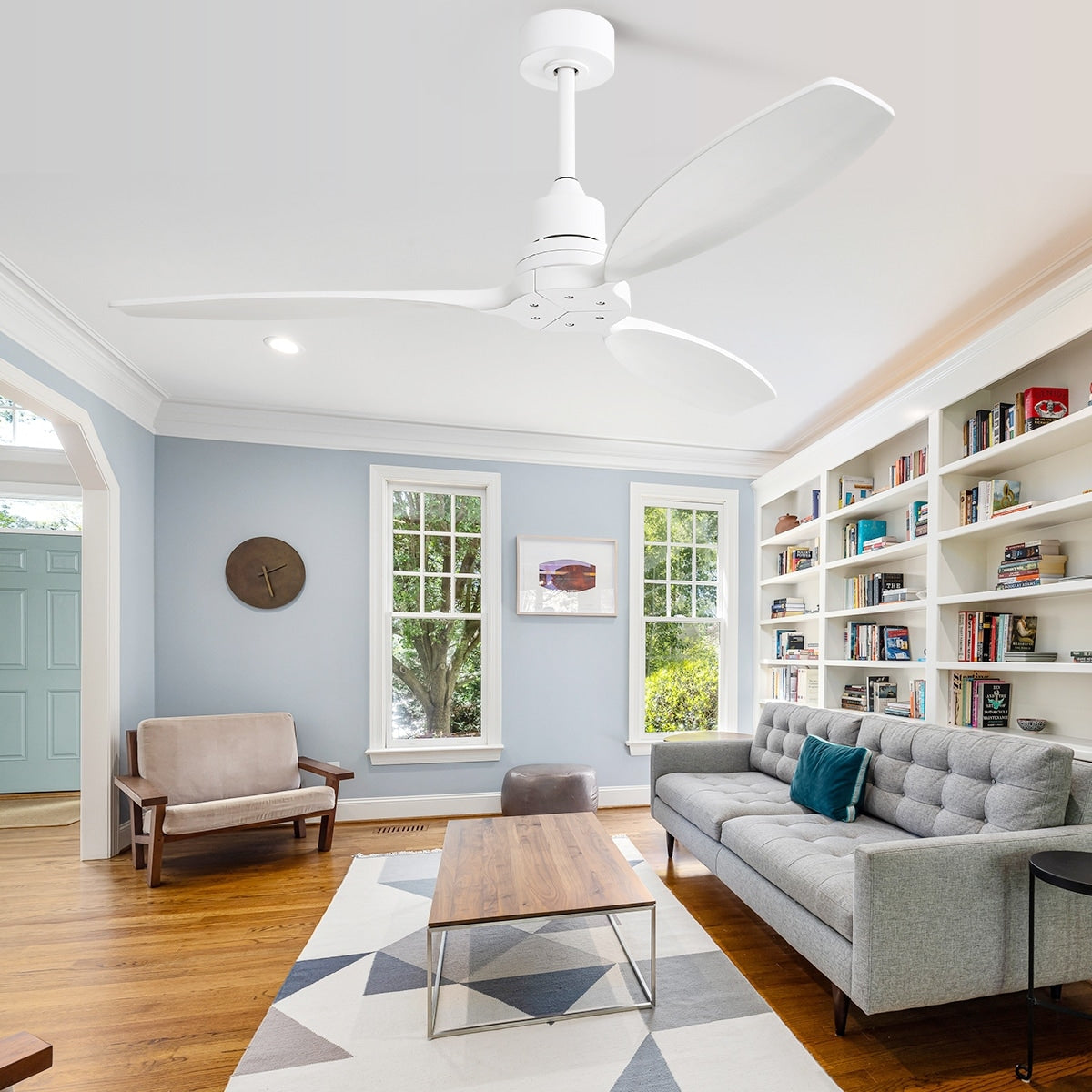 Ventilatore da soffitto moderno in legno massello/ABS da 52 pollici con telecomando (senza luce), 6 velocità del vento, flusso d'aria reversibile