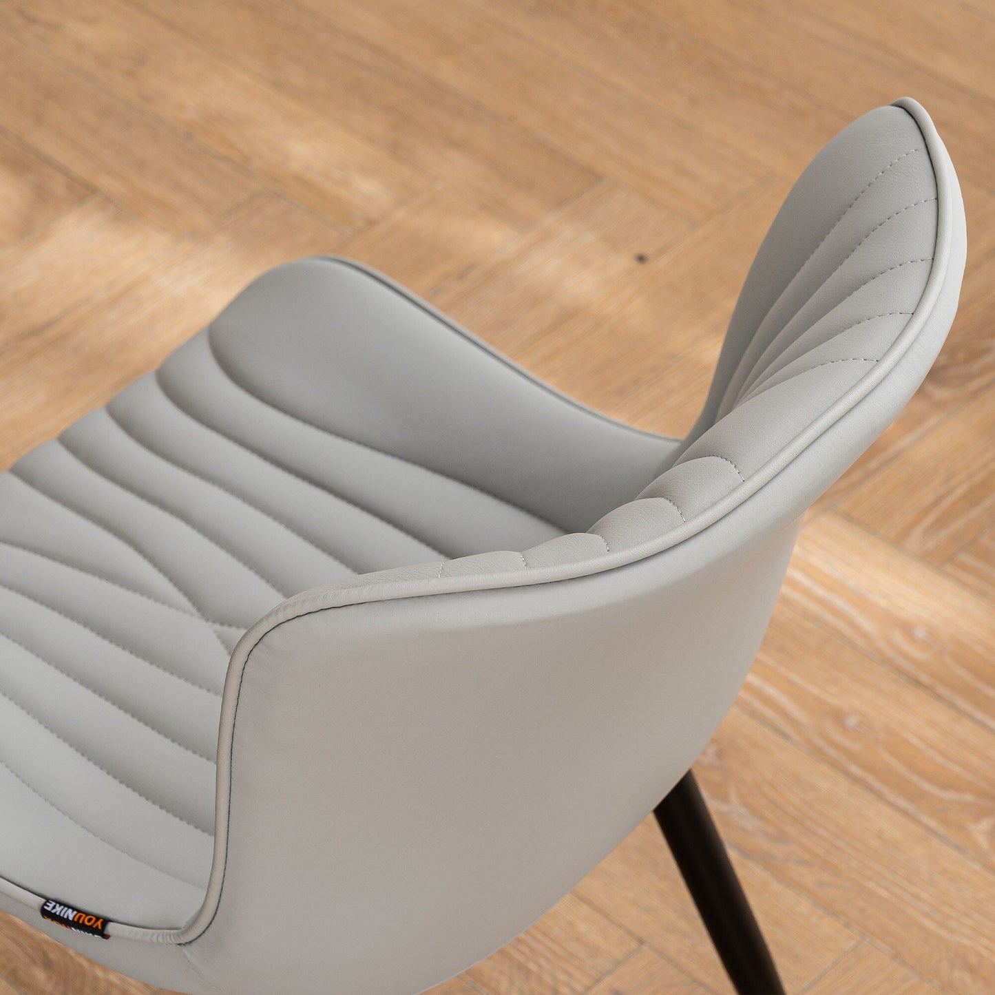 Set di 2 sedie da pranzo moderne imbottite in pelle senza braccioli