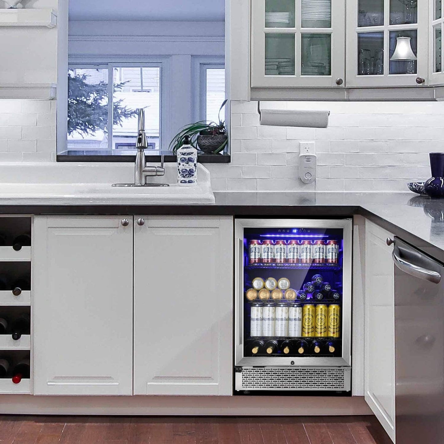 Frigorifero per bevande da 24 pollici, mini frigorifero per vino integrato