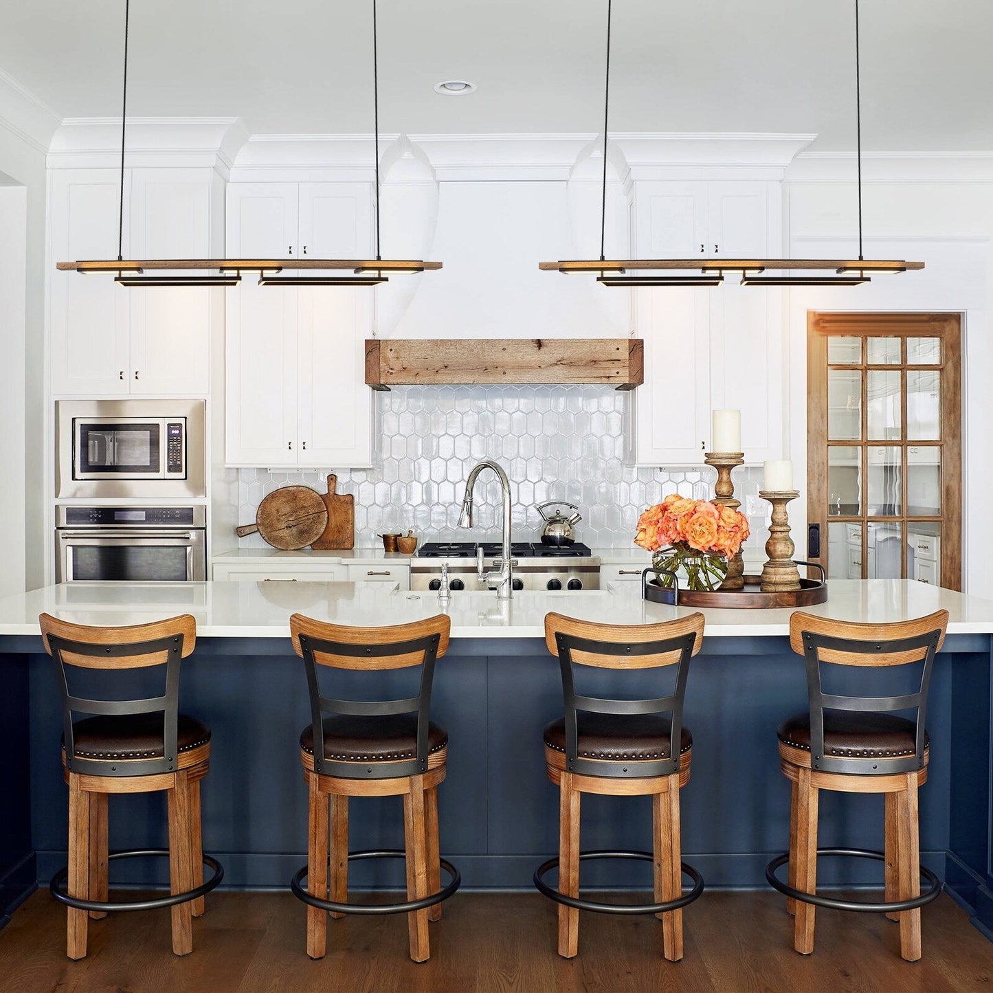 Lampadario lineare in legno a LED integrato da 3/5 luci per isola da cucina