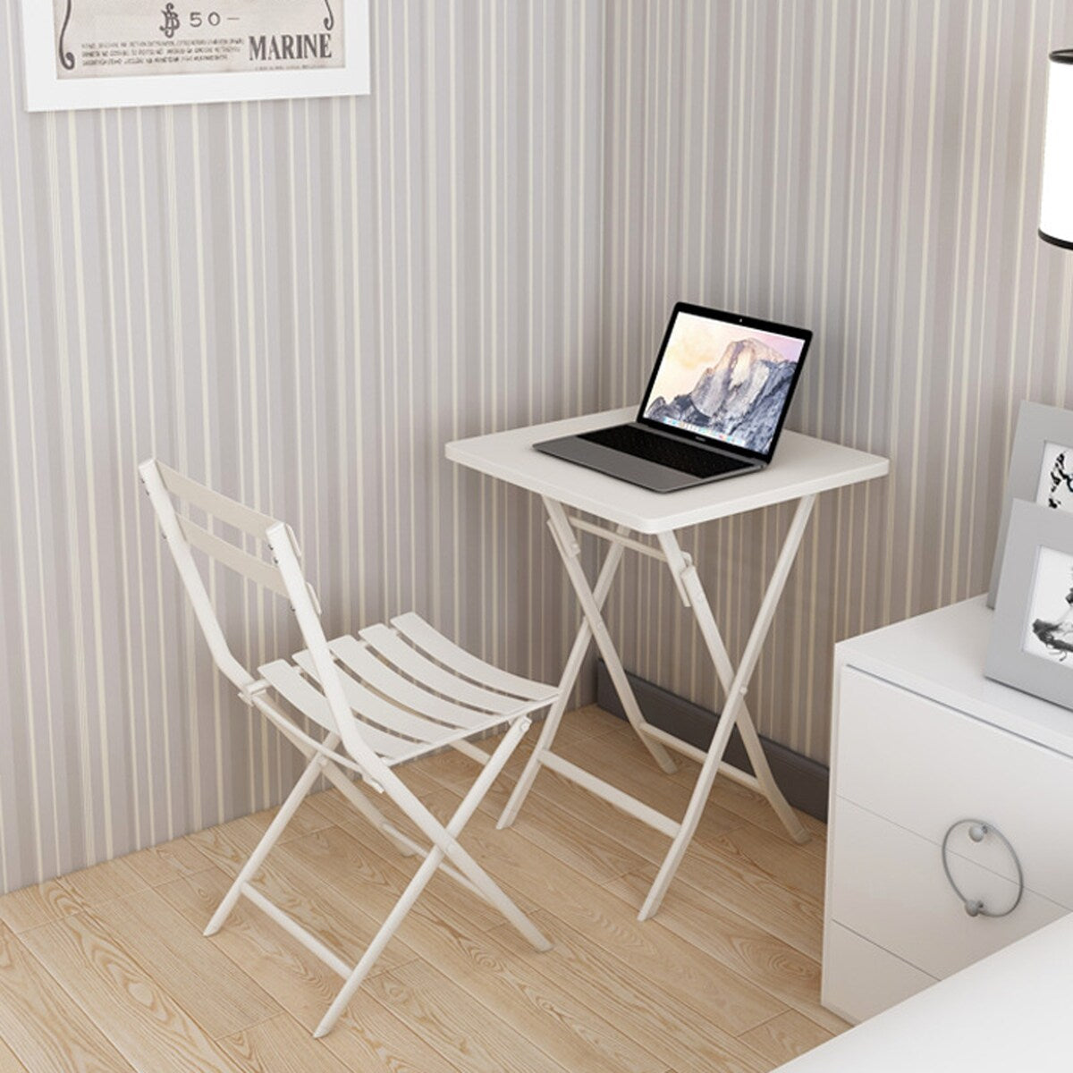 Set da bistrot minimalista da patio, 3 pezzi, tavolo quadrato pieghevole e sedie - 3 pezzi