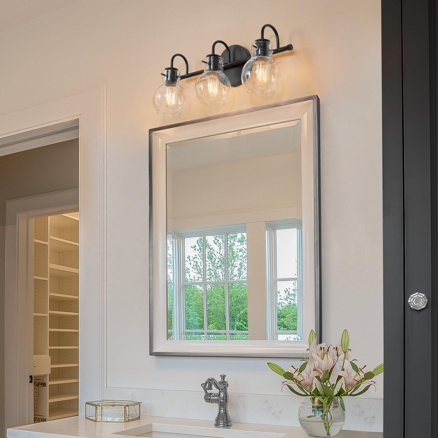 Applique da parete in vetro a forma di sfera, moderna, per bagno, a 3 luci, color oro