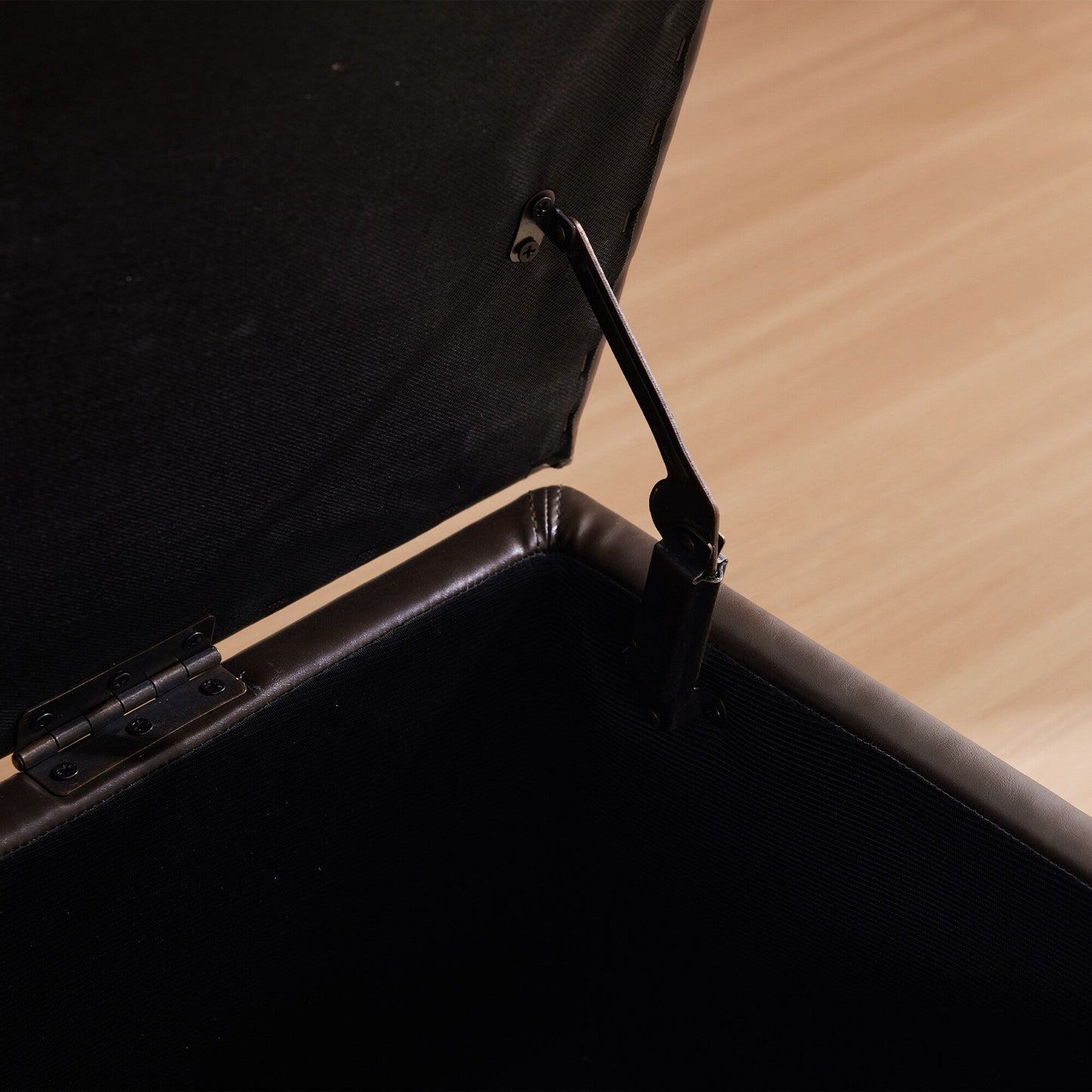 Pouf contenitore rettangolare imbottito 50,3 x 17,50 x 18 in similpelle