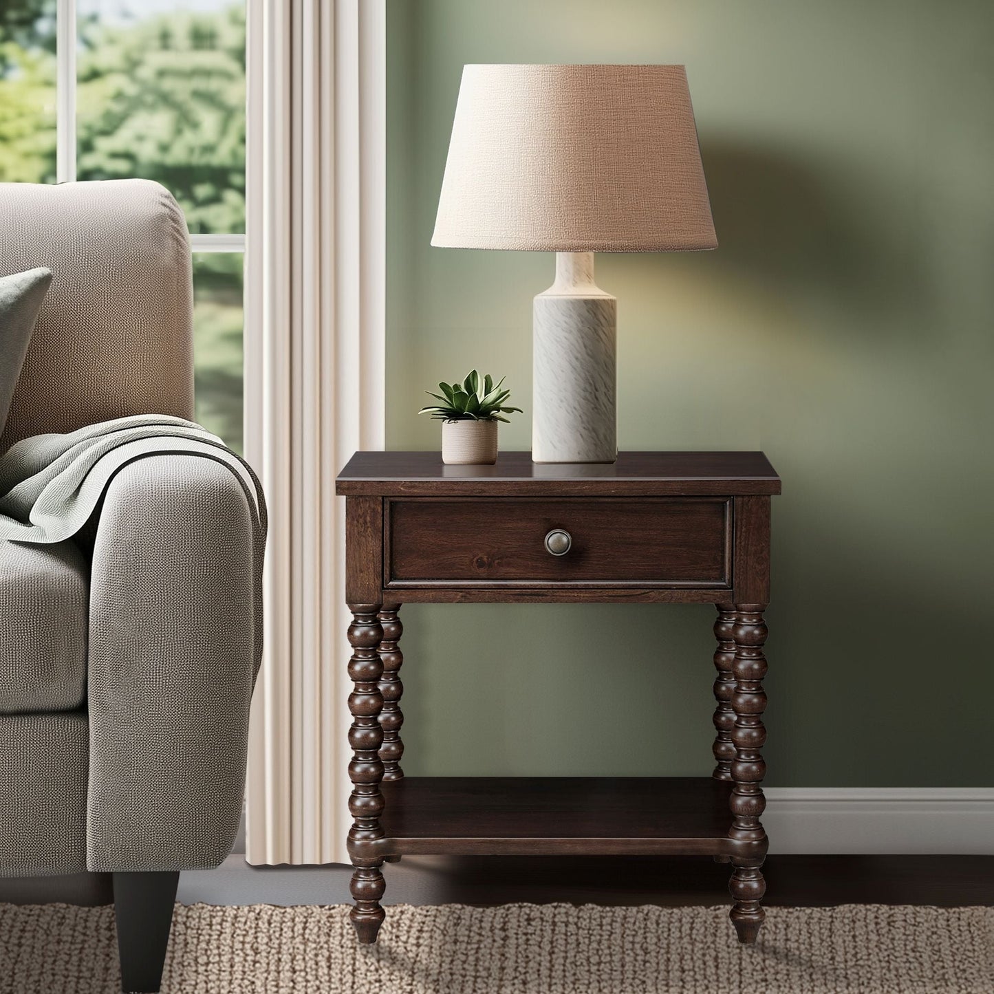 Comodino in legno tornito Madison Park Signature Beckett con cassetto e ripiano