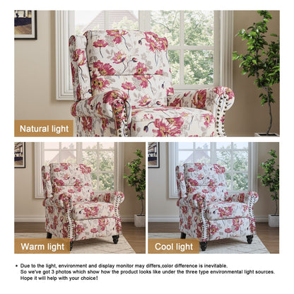 Poltrone reclinabili manuali con schienale a spinta e finiture con borchie