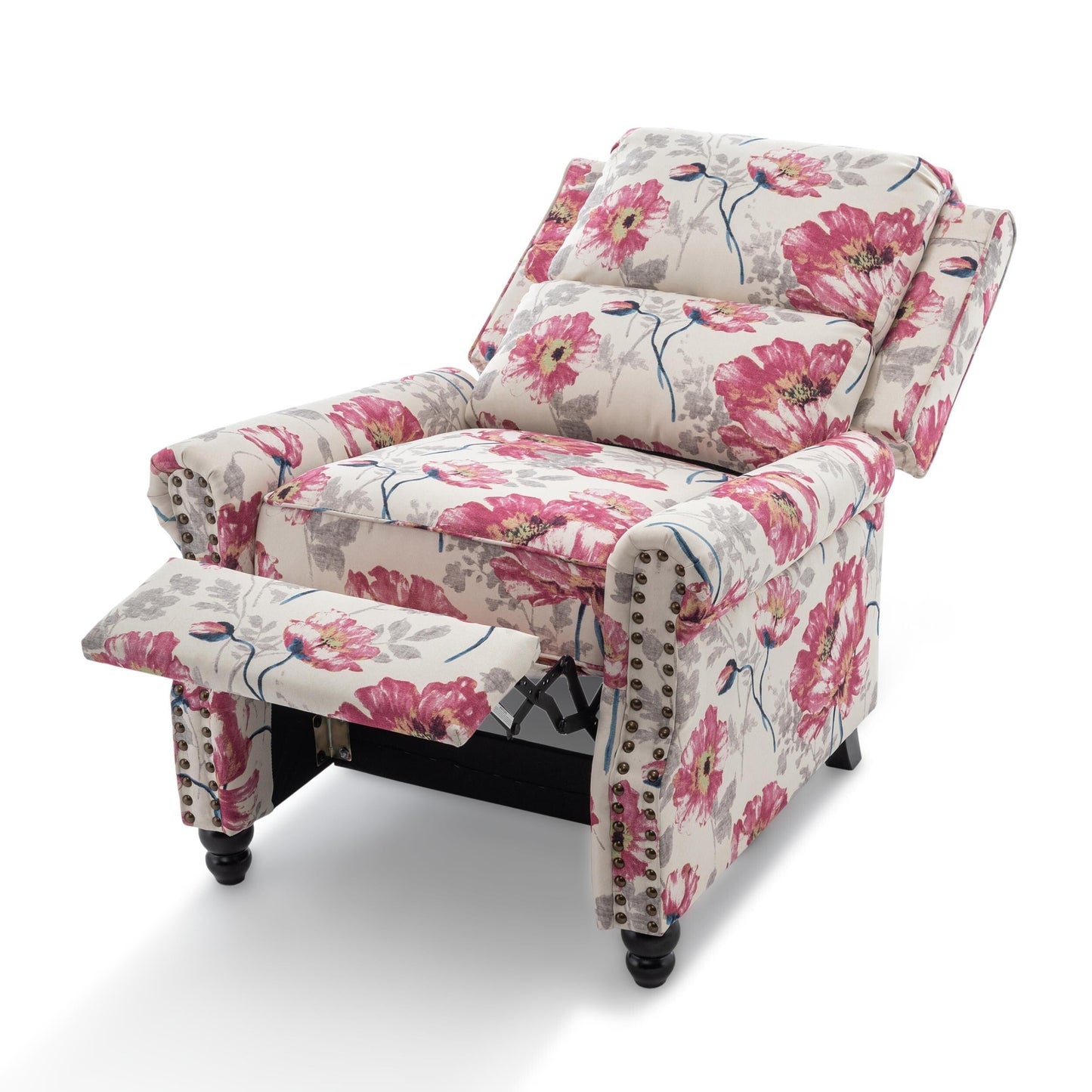 Poltrone reclinabili manuali con schienale a spinta e finiture con borchie