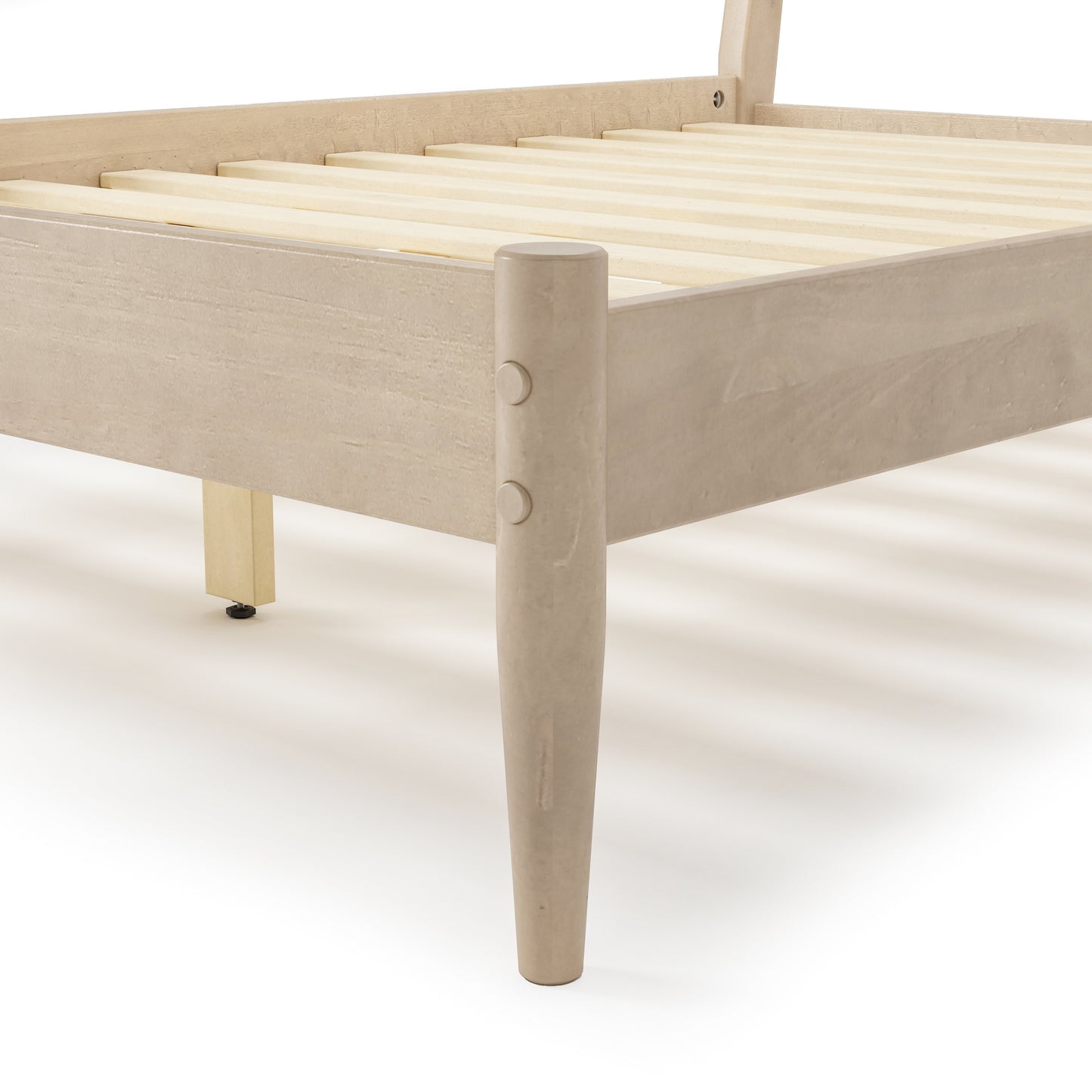 Letto a pannelli di metà secolo