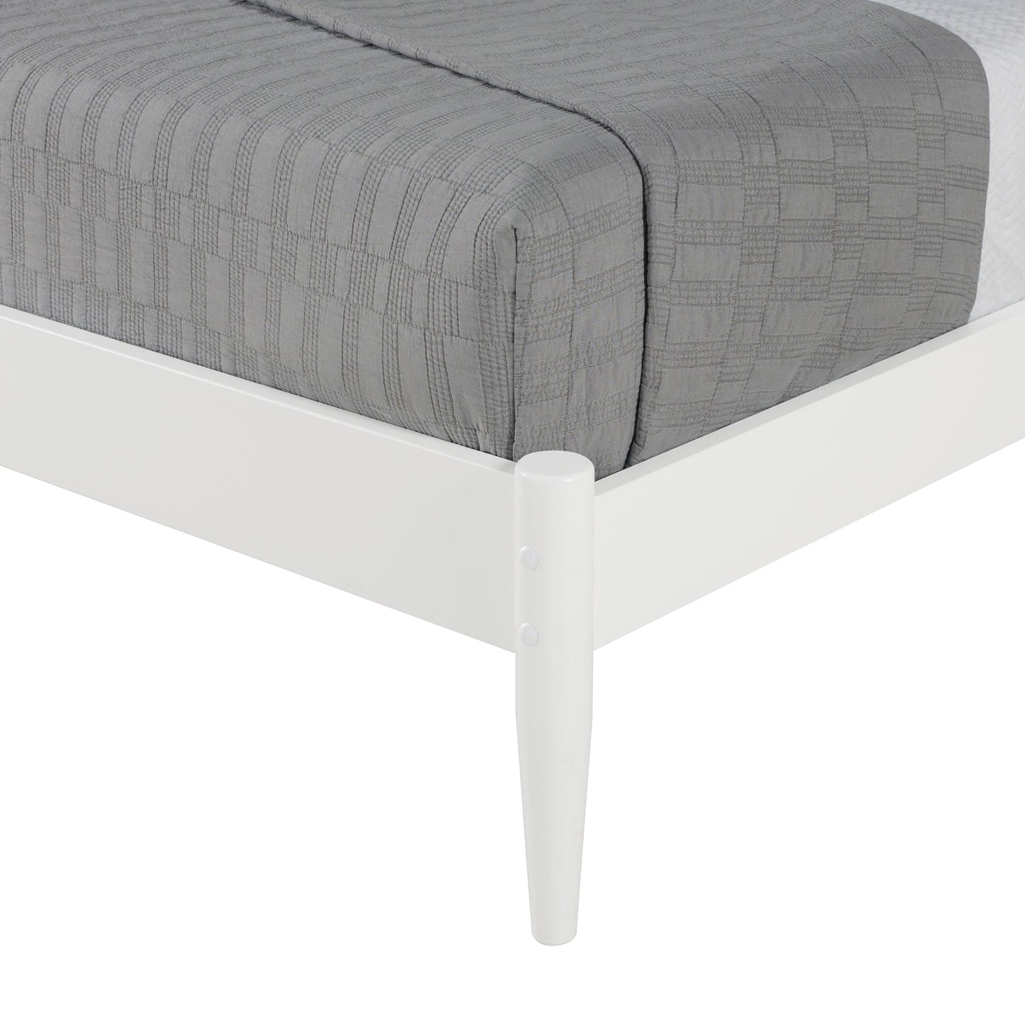 Letto a pannelli di metà secolo