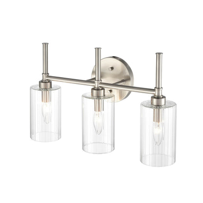 Lampada da tavolo per bagno Chastine di Millennium Lighting con paralumi in vetro trasparente bisellato
