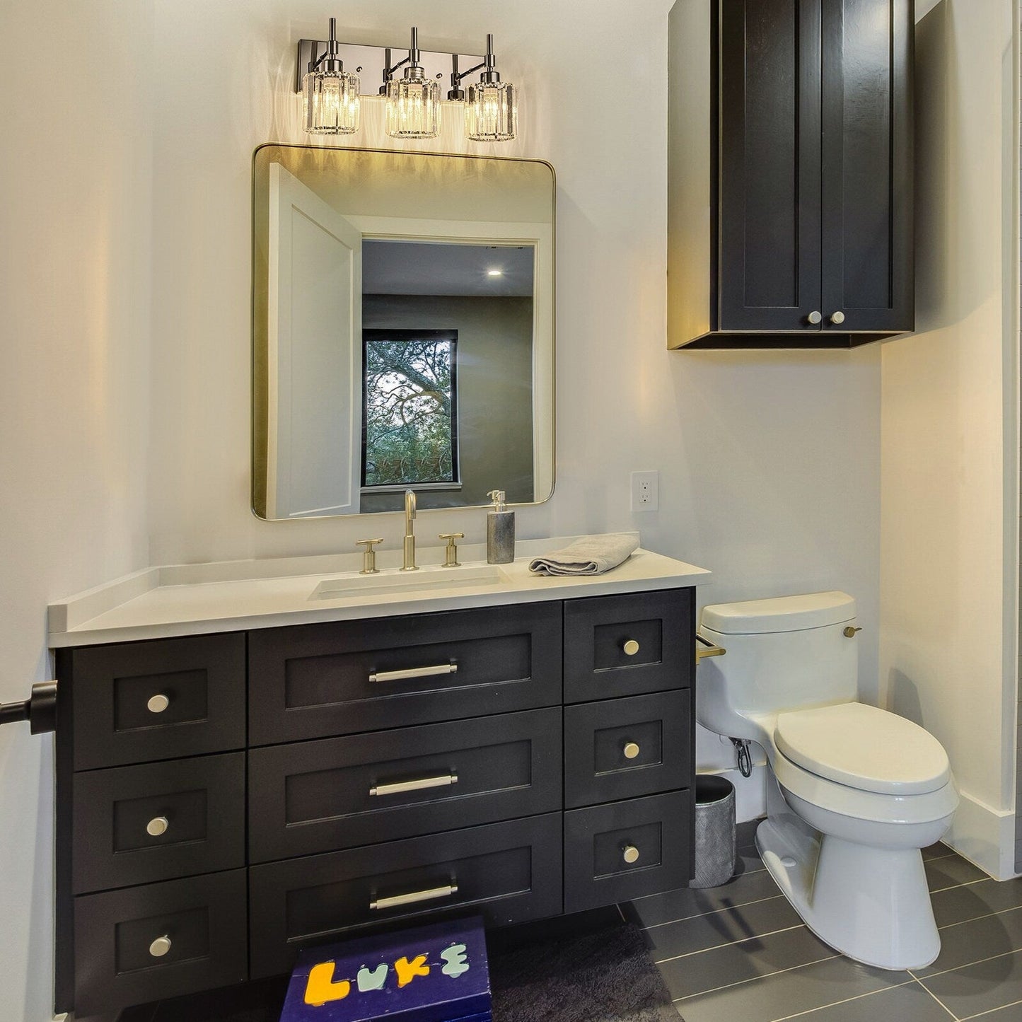 Applique da parete moderne con paralumi in cristallo dimmerabili per il bagno