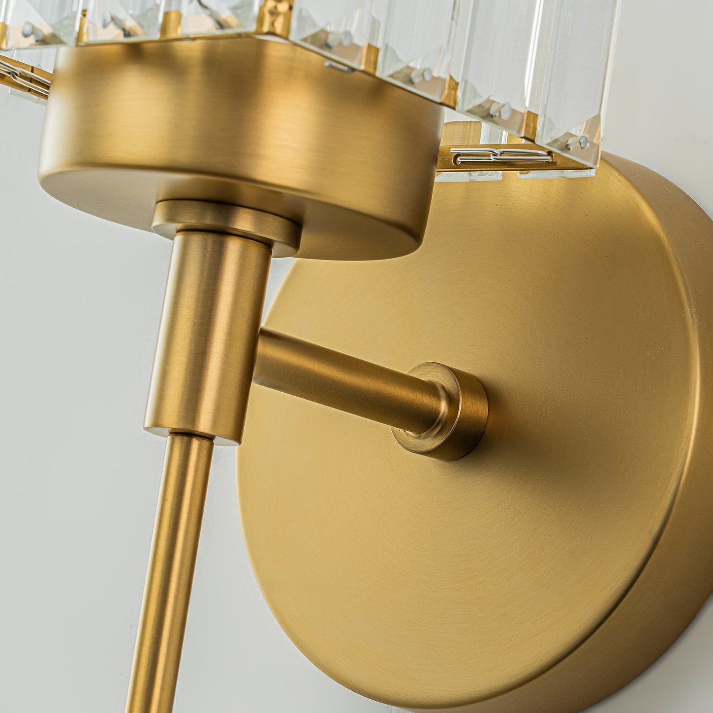 Applique da parete moderna dimmerabile in oro Glam Cylinder, lampada da toeletta in cristallo per bagno