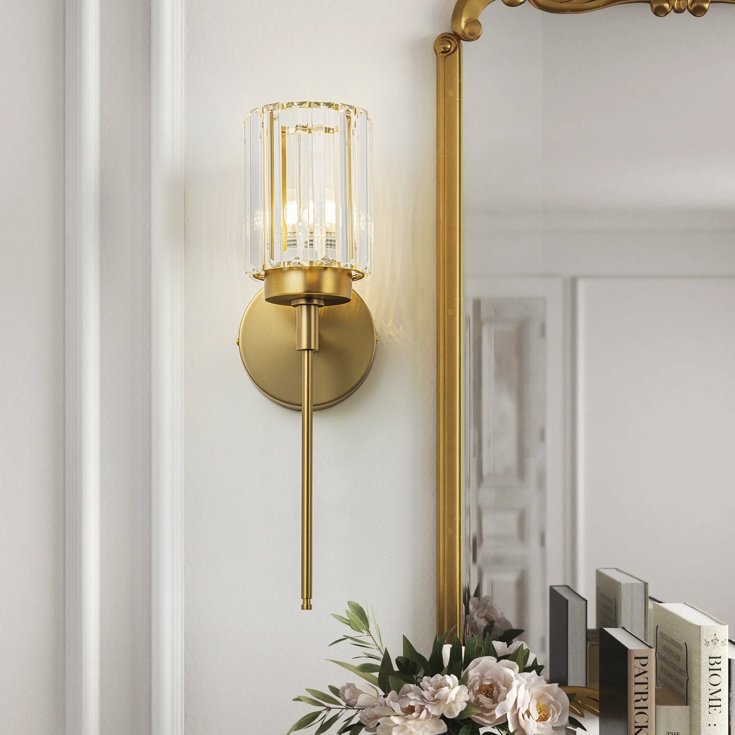 Applique da parete moderna dimmerabile in oro Glam Cylinder, lampada da toeletta in cristallo per bagno