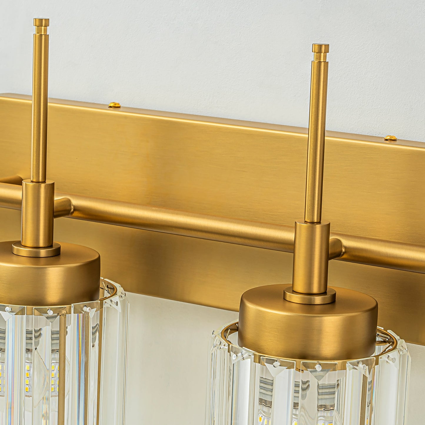 Applique da parete moderna dimmerabile in oro Glam Cylinder, lampada da toeletta in cristallo per bagno