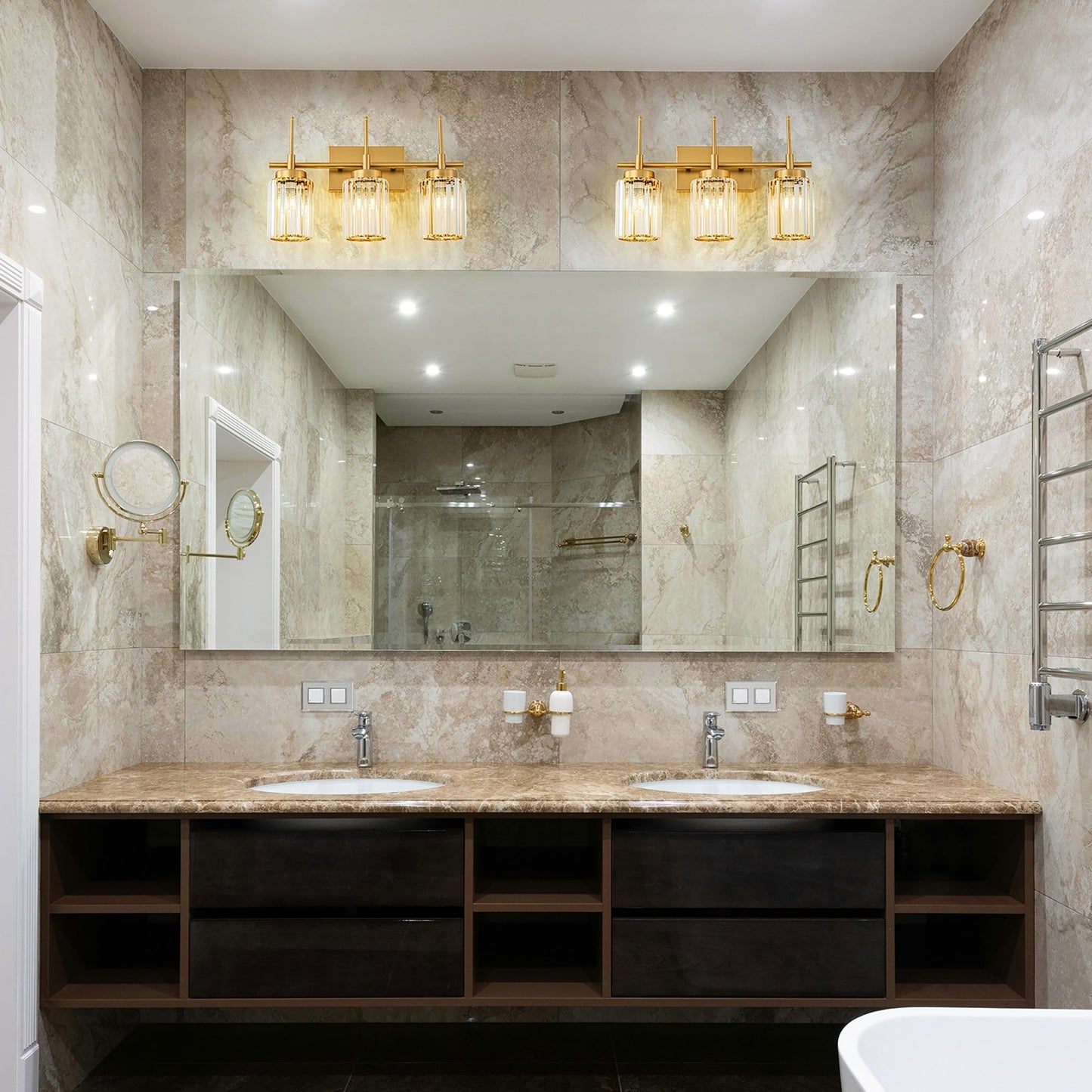 Applique da parete moderna dimmerabile in oro Glam Cylinder, lampada da toeletta in cristallo per bagno