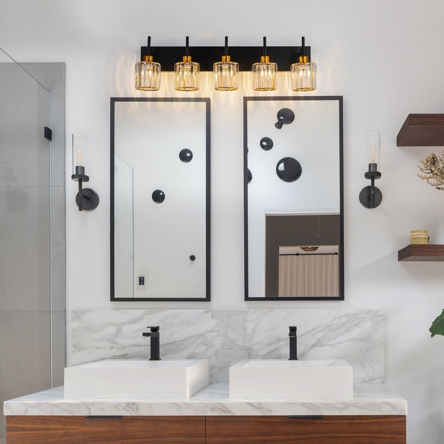 Applique da parete moderne con paralumi in cristallo dimmerabili per il bagno