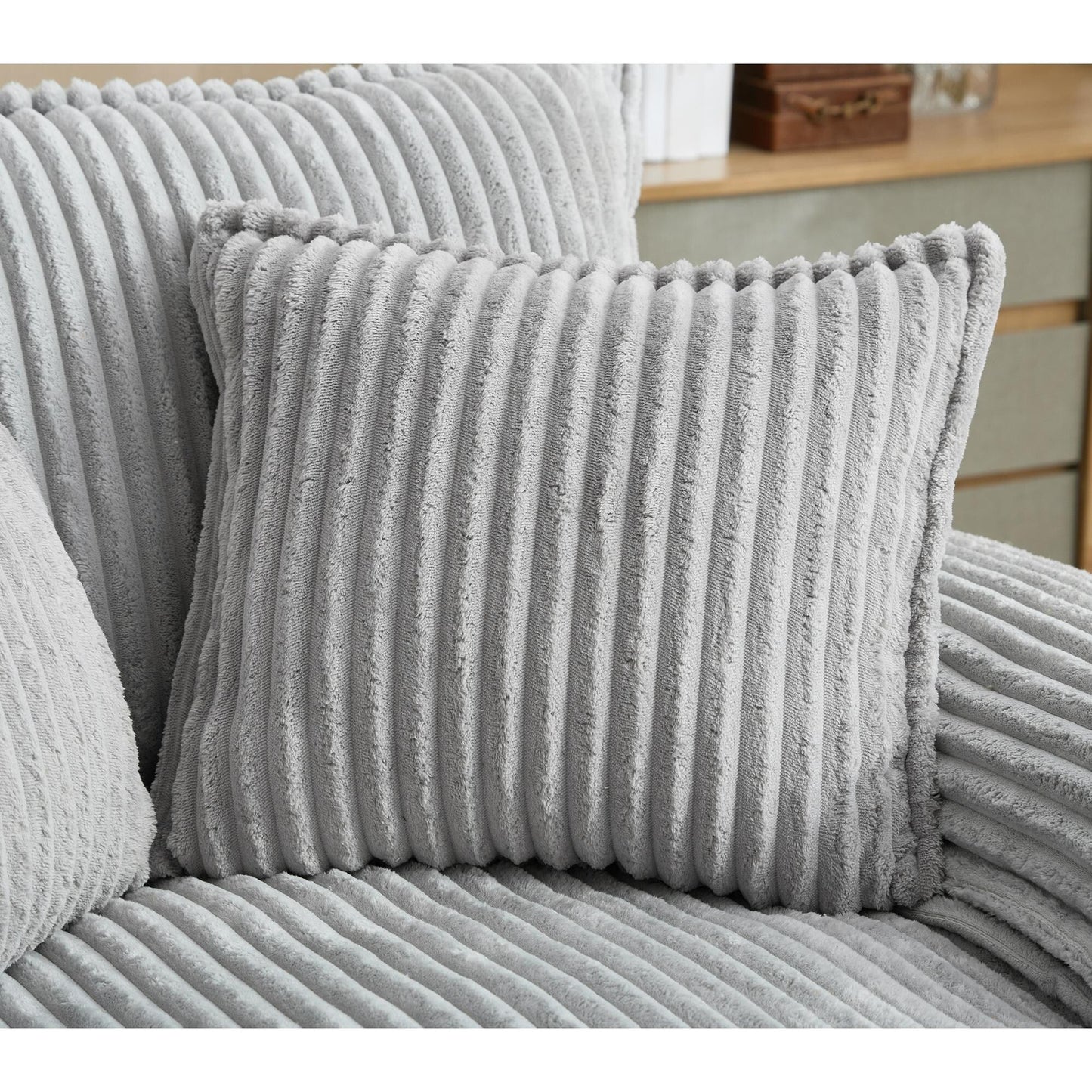 Divano letto regolabile in velluto a coste soffice e chaise longue oversize