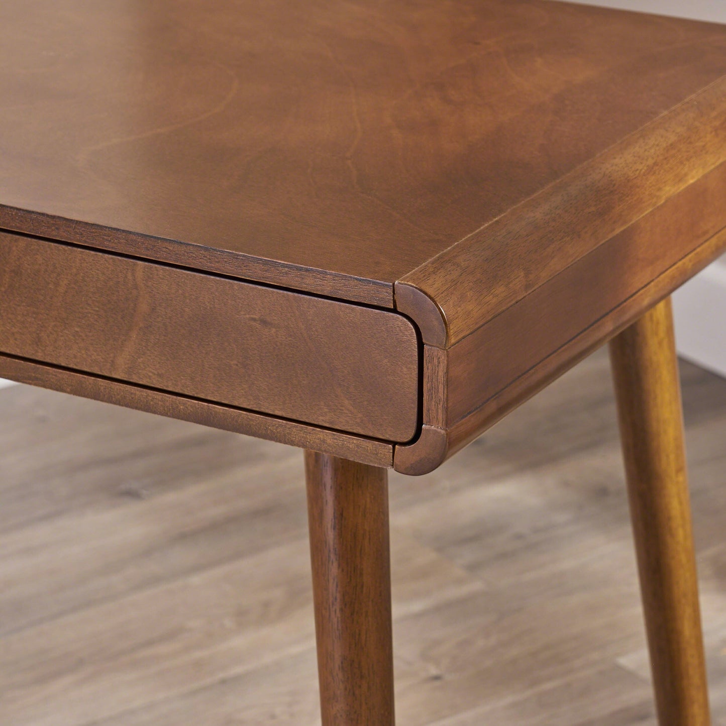 Scrivania Peninah in finto legno di caucciù di Christopher Knight Home