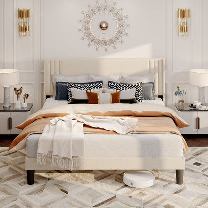 Letto imbottito con canali verticali queen/full e testiera wingback