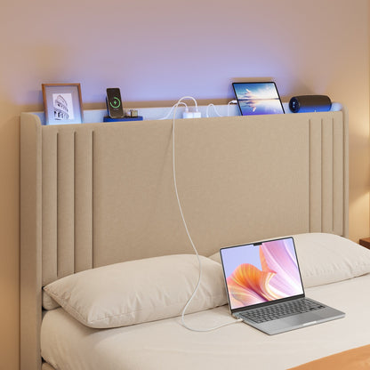 Letto imbottito con canali verticali queen/full e testiera wingback