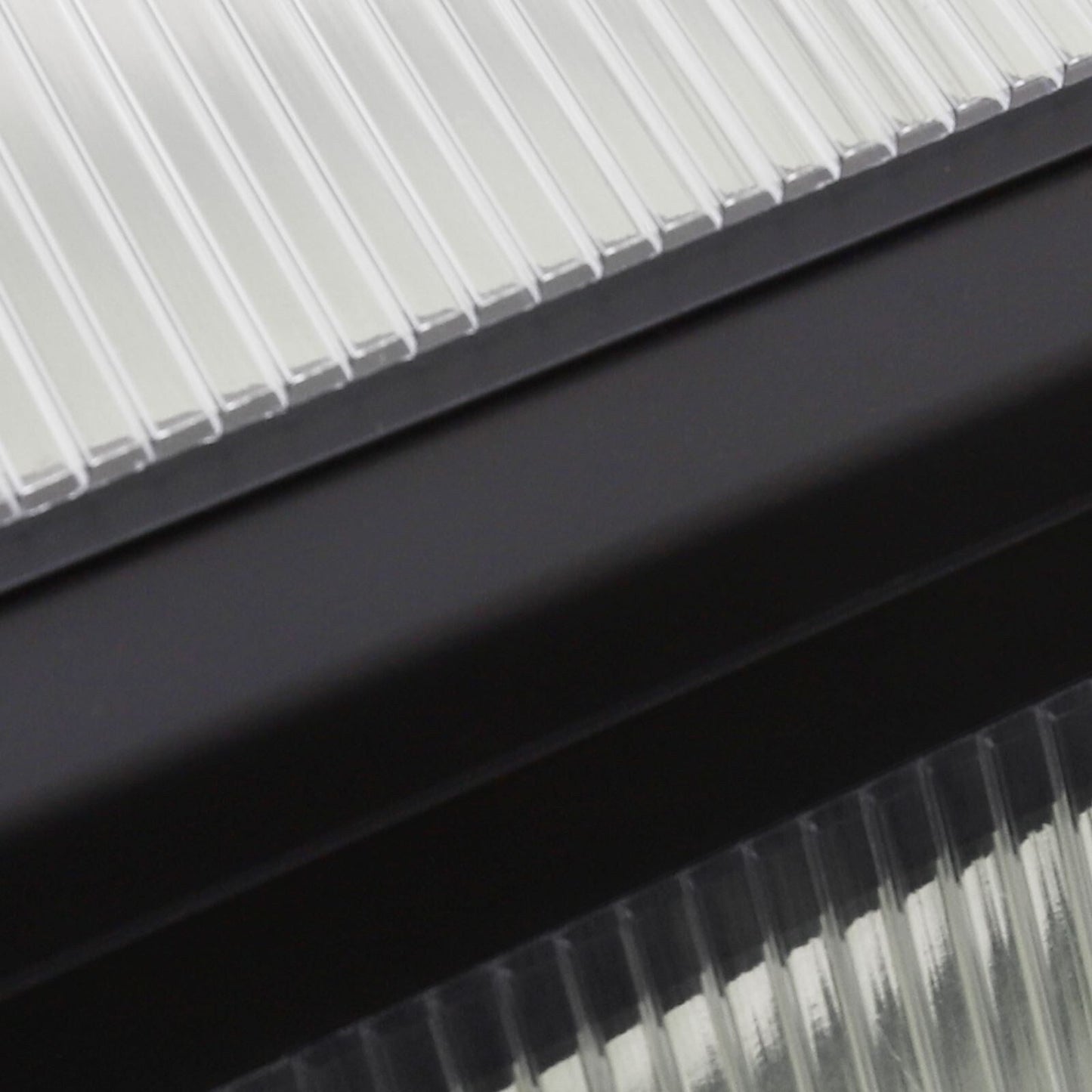 Kit serra da giardino in alluminio VEIKOUS con tetto regolabile e porta con serratura, grigio