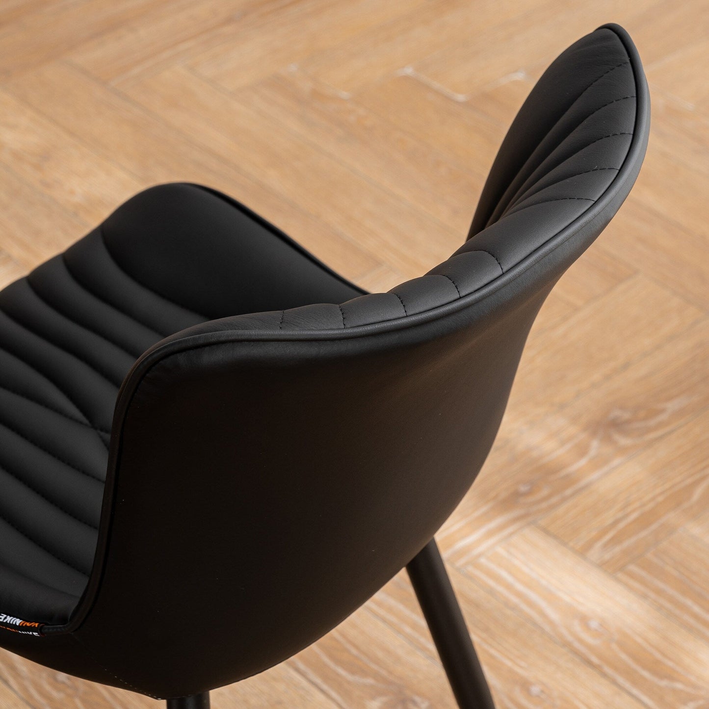 Set di 2 sedie da pranzo moderne imbottite in pelle senza braccioli