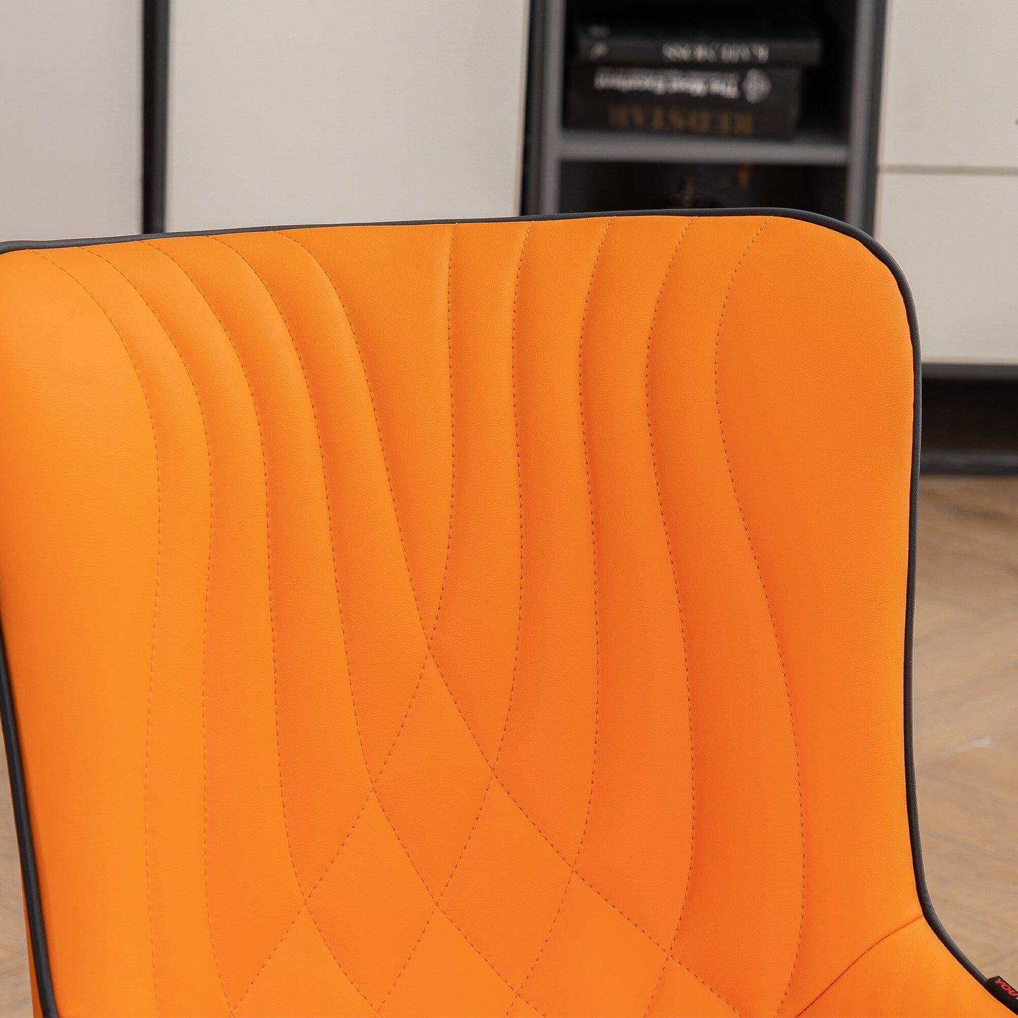 Set di 2 sedie da pranzo moderne imbottite in pelle senza braccioli