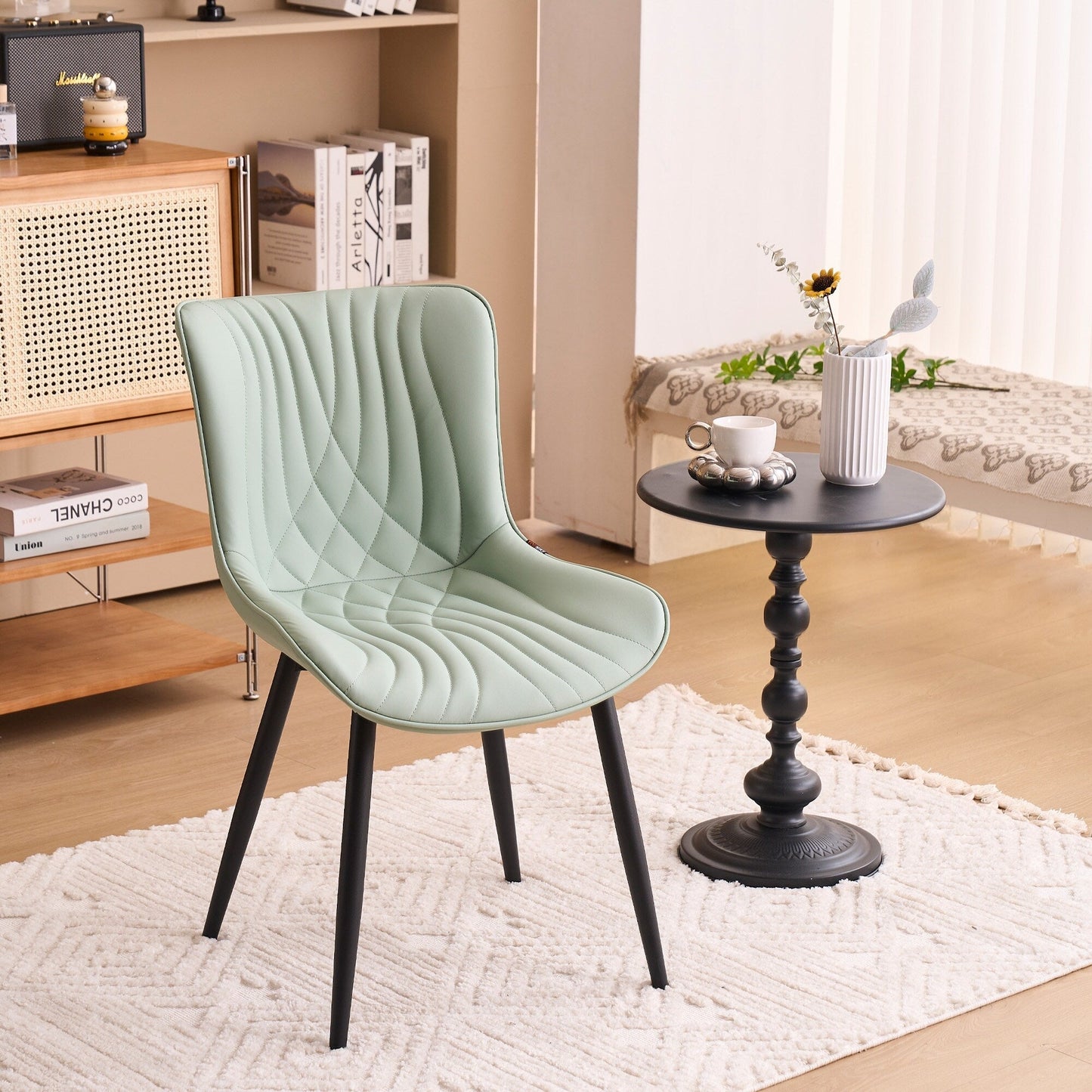 Set di 2 sedie da pranzo moderne imbottite in pelle senza braccioli